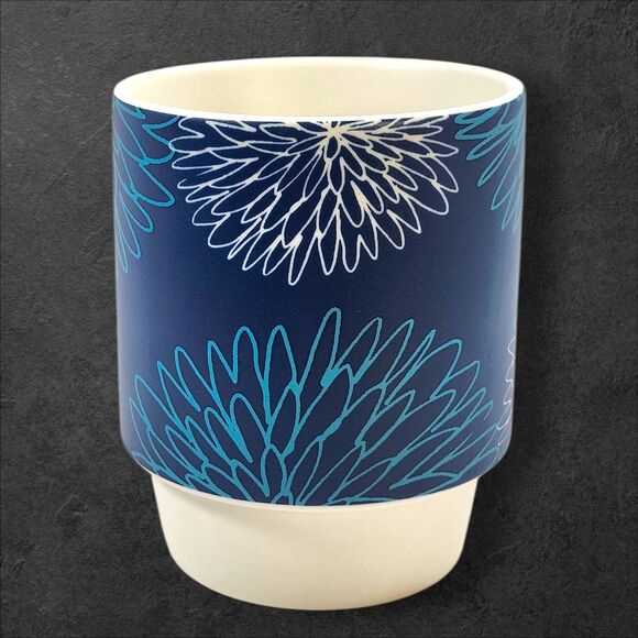 Starbucks 2016 Blue Chrysanthemum Stackable Mugs Set of 3 – 12 oz Flowers - Picture 4 of 9